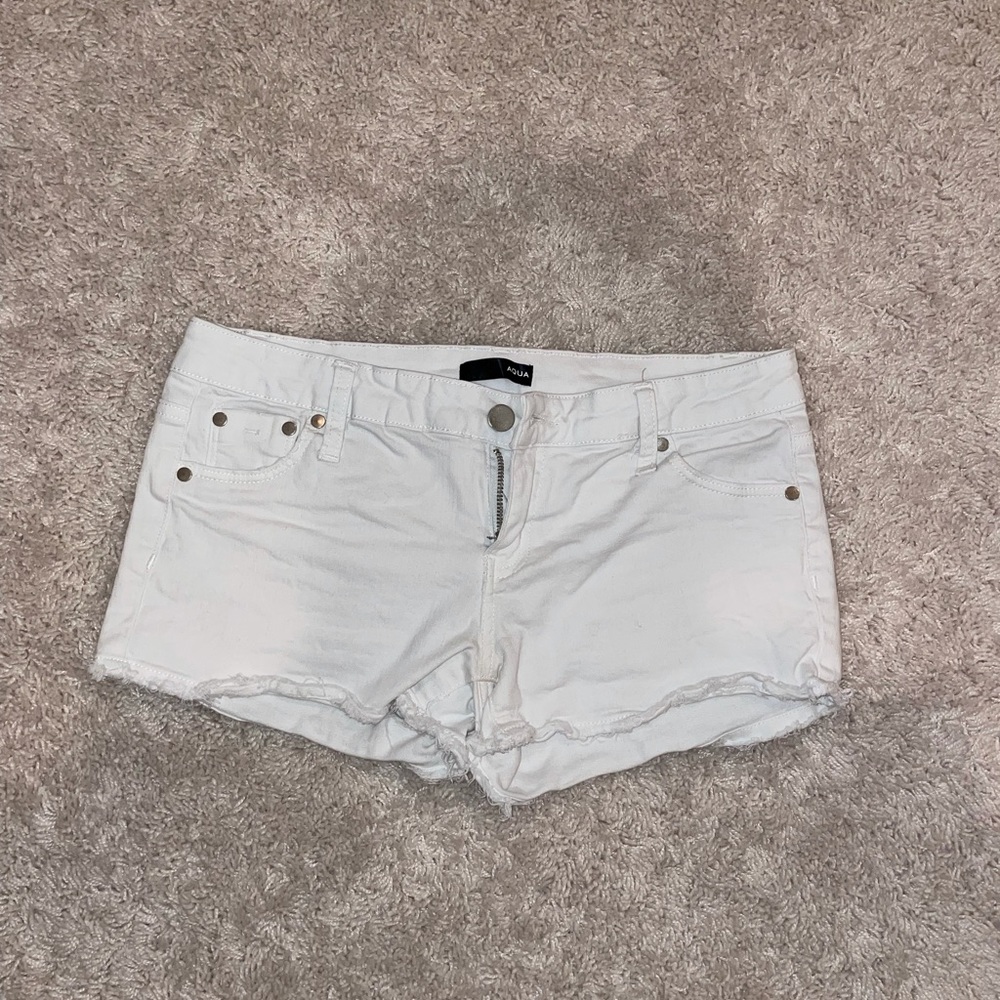 Aqua low waisted white jean shorts 27